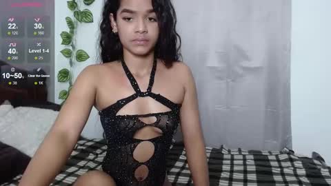 Snapshot of hermione_sweet18 chatting on January 2025 11:30:01 PM Alana online show from January 2025 11:30:01 PM