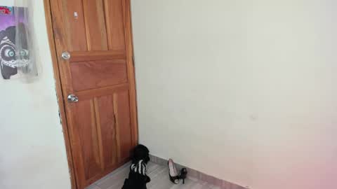 Snapshot of hesttia_ chatting on December 2025 08:57:02 PM hesttia_ online show from December 2025 08:57:02 PM