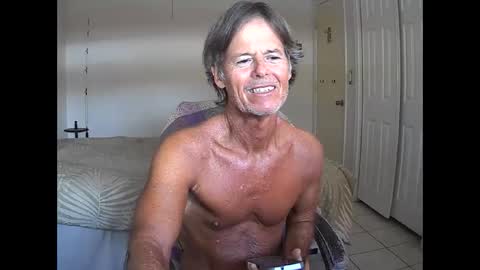 hewes1 online show from April 2026 07:55:01 PM