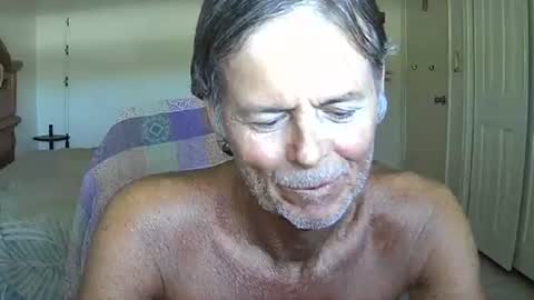 hewes1 online show from April 2026 07:07:02 PM