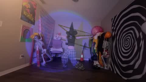 salem online show from October 2025 02:45:02 AM