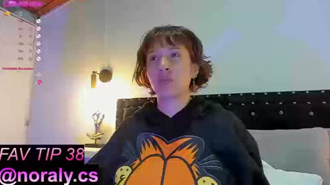 Noraly  online show from September 2025 04:45:02 AM