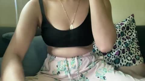 Blue  online show from September 2025 05:13:01 PM