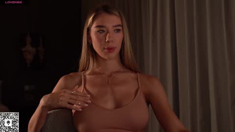 Snapshot of heyhorny_cb chatting on February 2025 03:33:01 AM My name is Mira. Please say hello I like to chat with you. If you have requests or dirty talk please use tip online show from February 2025 03:33:01 AM