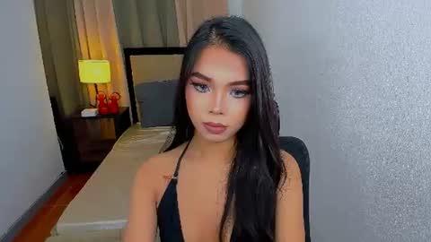 Snapshot of heyitsafira chatting on June 2026 02:10:01 PM SAFIRA 3 online show from June 2026 02:10:01 PM
