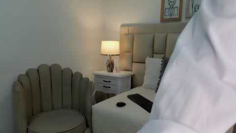 Snapshot of heysel_ chatting on March 2026 03:30:01 AM heysel online show from March 2026 03:30:01 AM