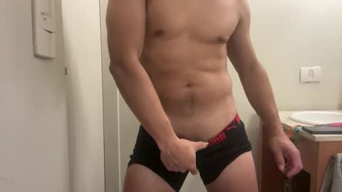 hhernan1 online show from March 2026 05:00:02 AM