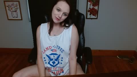 Paige online show from October 2025 03:35:02 PM