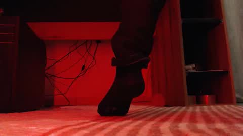 Snapshot of hibo66 chatting on February 2026 06:43:02 AM InMyAss online show from February 2026 06:43:02 AM