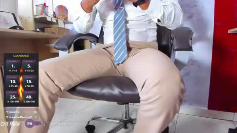 Snapshot of hiddenoffice chatting on February 2025 10:07:02 PM George online show from February 2025 10:07:02 PM