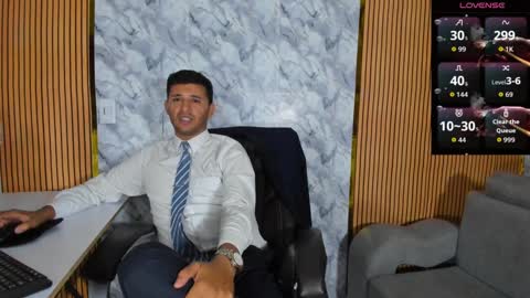 Snapshot of hiddenoffice chatting on September 2025 12:43:01 AM George online show from September 2025 12:43:01 AM