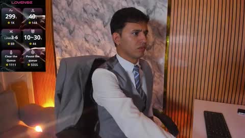 Snapshot of hiddenoffice chatting on October 2025 03:06:02 AM George online show from October 2025 03:06:02 AM