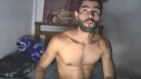 Snapshot of hideonbush051 chatting on October 2025 02:56:01 AM hideonbush online show from October 2025 02:56:01 AM