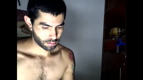 Snapshot of hideonbush051 chatting on October 2025 11:36:01 AM hideonbush online show from October 2025 11:36:01 AM