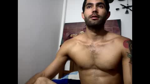 Snapshot of hideonbush051 chatting on November 2025 03:54:01 PM hideonbush online show from November 2025 03:54:01 PM