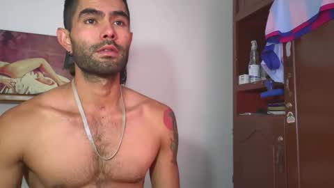 hideonbush online show from April 2026 04:43:02 PM