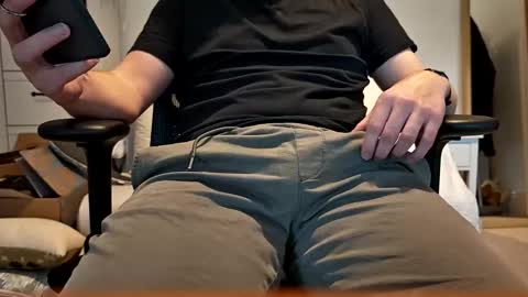 Snapshot of highway2025 chatting on February 2026 09:47:02 AM Highway online show from February 2026 09:47:02 AM