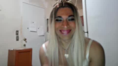 Snapshot of hihheelstranny chatting on February 2025 06:12:02 AM hihheelstranny online show from February 2025 06:12:02 AM