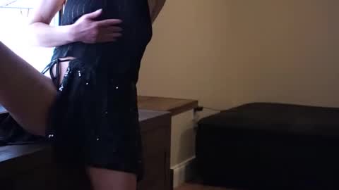 hikinxxx online show from April 2026 04:16:01 AM