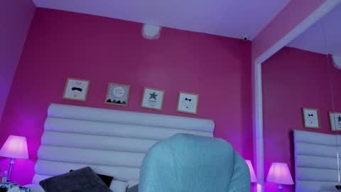 hilary_tailor online show from December 2025 11:04:01 AM