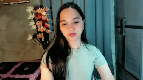 hilarymolly online show from February 2026 10:13:01 PM