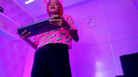  Hillary  online show from January 2025 11:00:01 AM