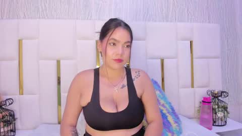 Hillary online show from October 2025 11:00:01 AM