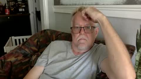 Snapshot of hillcountrydads chatting on March 2026 10:38:01 PM TwoDaddies online show from March 2026 10:38:01 PM