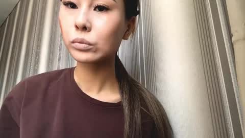 Lia online show from March 2026 08:15:01 AM