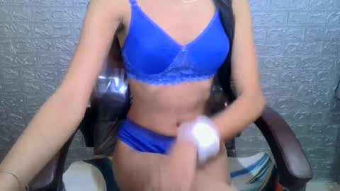 Himani online show from October 2025 07:42:02 AM