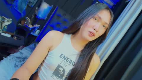 Snapshot of himarika chatting on January 2025 04:50:01 AM yuricah online show from January 2025 04:50:01 AM