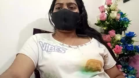 himuhimu22 online show from February 2025 01:30:02 PM