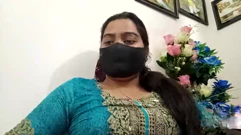 himuhimu22 online show from March 2025 04:17:01 PM