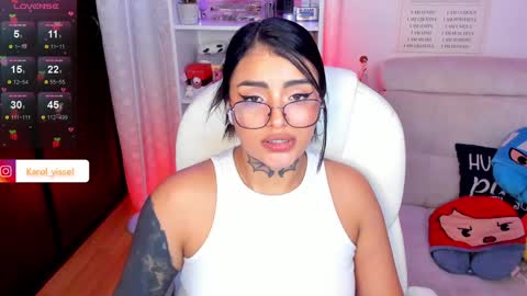 Snapshot of hinataweed01 chatting on December 2024 06:24:02 AM Karol Independent Model online show from December 2024 06:24:02 AM