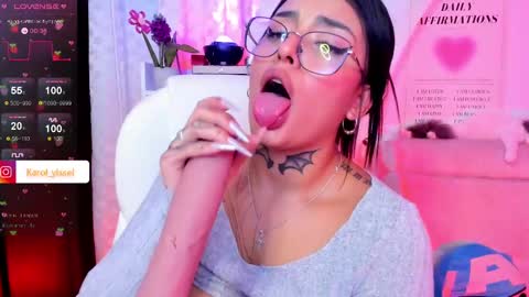  Karol  Independent Model online show from February 2025 06:40:01 AM