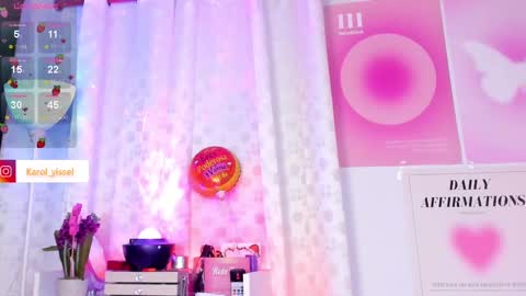 Snapshot of hinataweed01 chatting on March 2025 10:42:01 PM Karol Independent Model online show from March 2025 10:42:01 PM