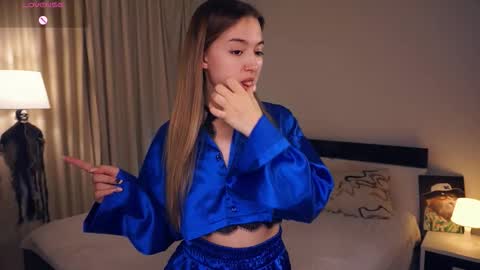 Leya Day Mary Night   PvT Open online show from November 2025 07:02:02 PM