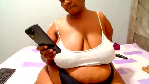 hips2sexy online show from June 2026 07:25:02 AM
