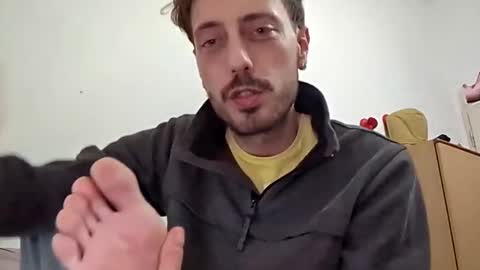 hitmenoww online show from December 2024 12:53:02 AM