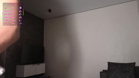 Sofia online show from January 2026 05:07:02 PM