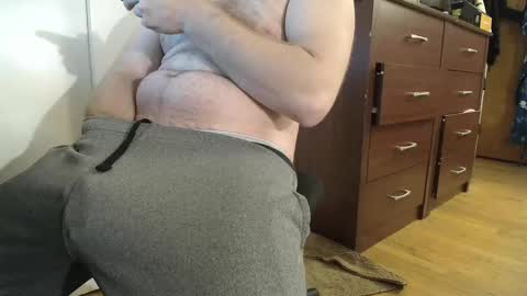 Snapshot of hockeyplayer206850 chatting on December 2024 03:10:02 AM Hockey Player online show from December 2024 03:10:02 AM