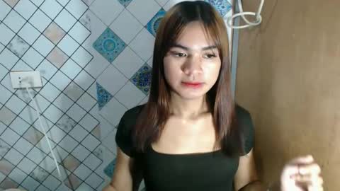 Snapshot of hoelykarina chatting on February 2026 10:36:02 AM Karina3 online show from February 2026 10:36:02 AM