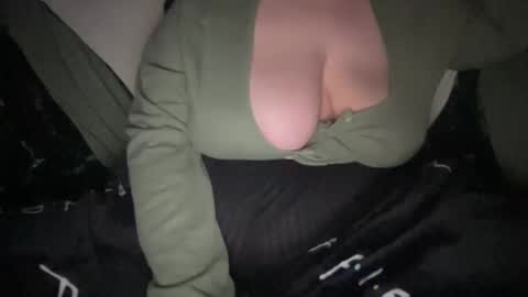 Snapshot of hoestoes915 chatting on January 2025 07:17:02 AM Stacey online show from January 2025 07:17:02 AM