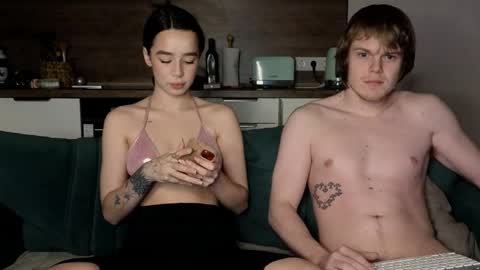 Snapshot of holdonbitch chatting on December 2025 11:32:01 PM Misha and Stacy online show from December 2025 11:32:01 PM