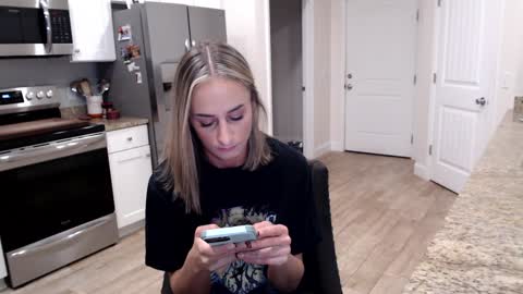 Holi Hurricane online show from January 2025 03:55:02 AM