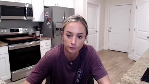 Holi Hurricane online show from February 2025 04:59:02 AM