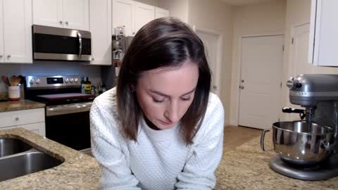 Holi Hurricane online show from January 2026 04:38:02 AM