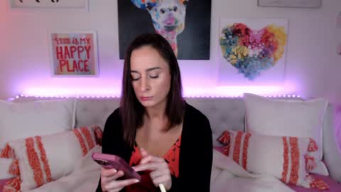 Holi Hurricane online show from March 2026 04:20:01 AM