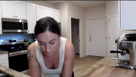 Holi Hurricane online show from April 2026 02:58:01 AM