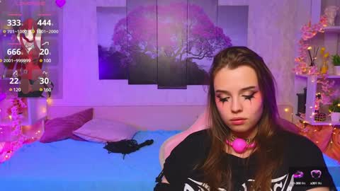 Lux online show from January 2025 01:22:02 AM